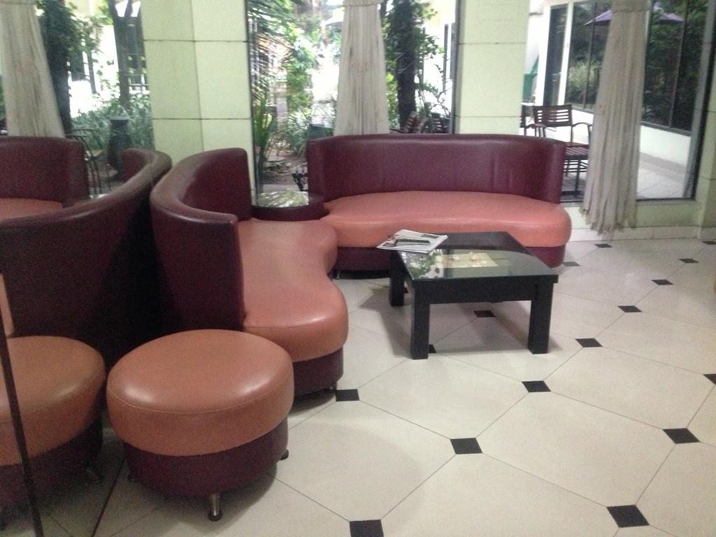 Global Inn Keluarga Sedati Kültér fotó