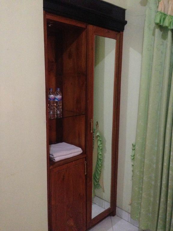 Global Inn Keluarga Sedati Szoba fotó